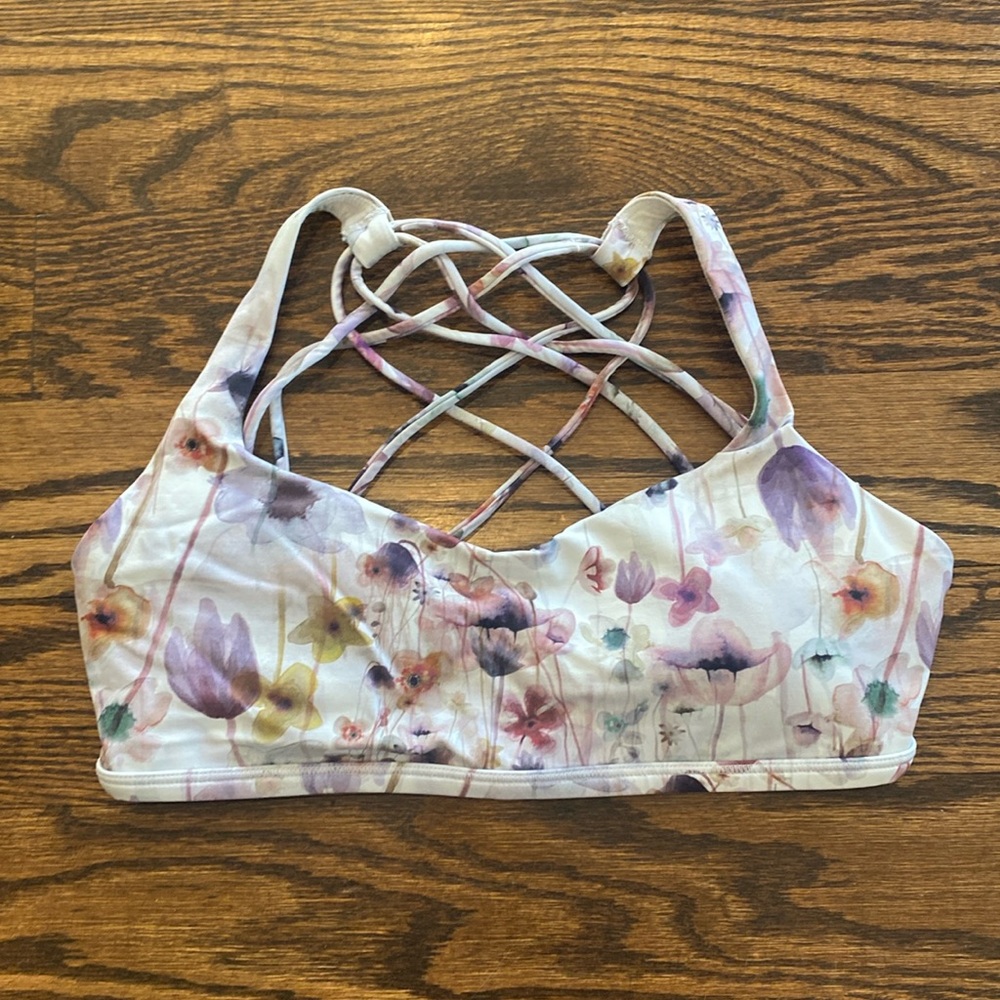 Lululemon Free to be Wild Bra A/B Cup, Size 8, Floral Multi